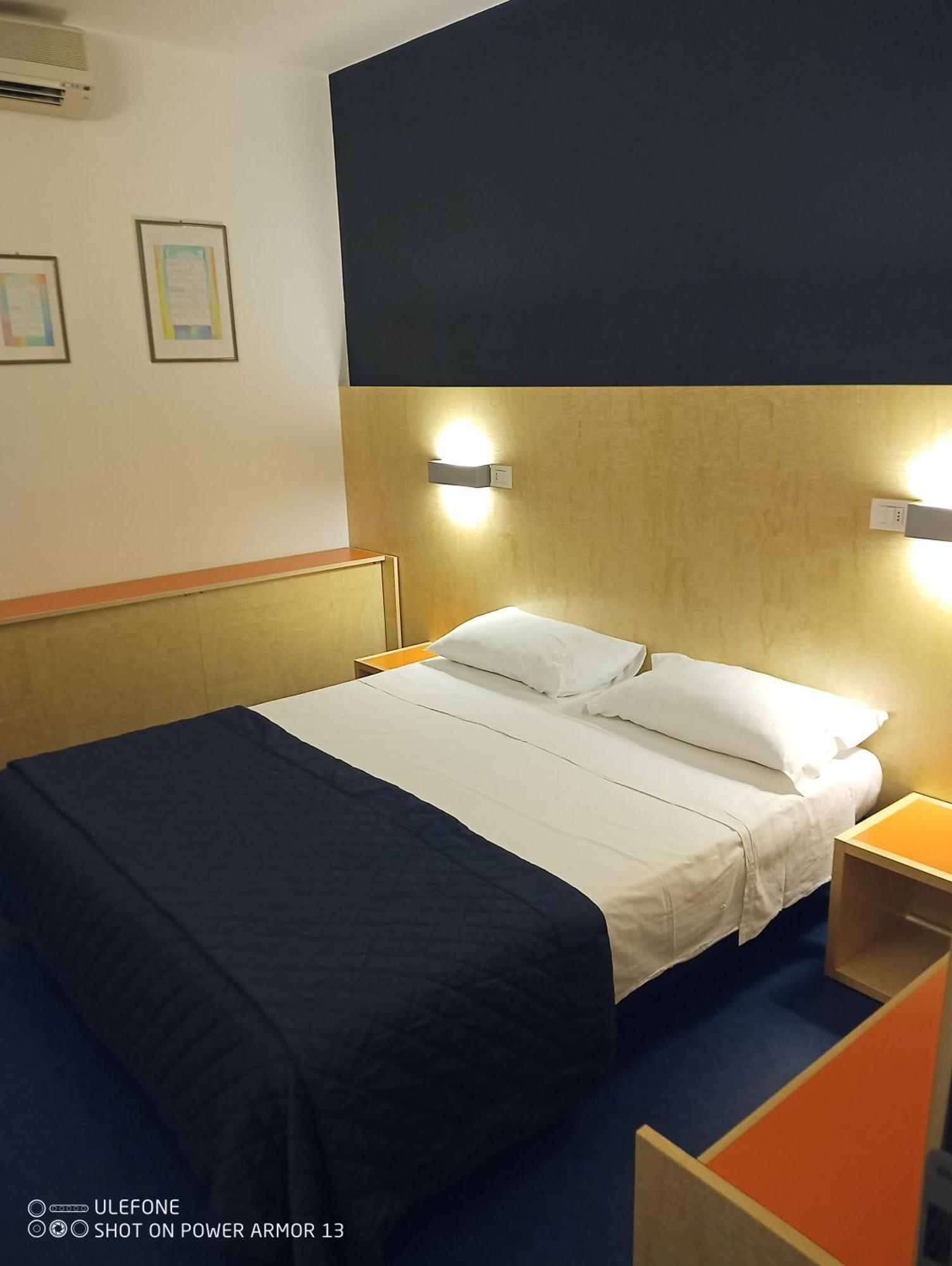 Hotel Firenze Bibione Exterior foto
